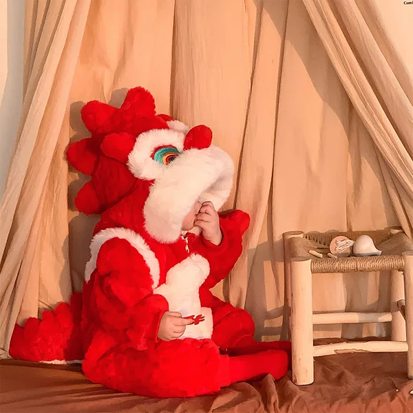 Товары от 萌幼兜童装