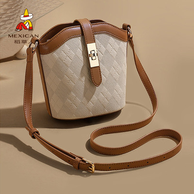 【热卖推荐】稻草人品牌正品