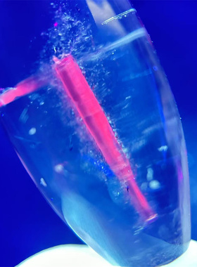 天然水晶藏级全包裹小众稀有品粉色体荧光红色系矿物结晶奇石桶珠