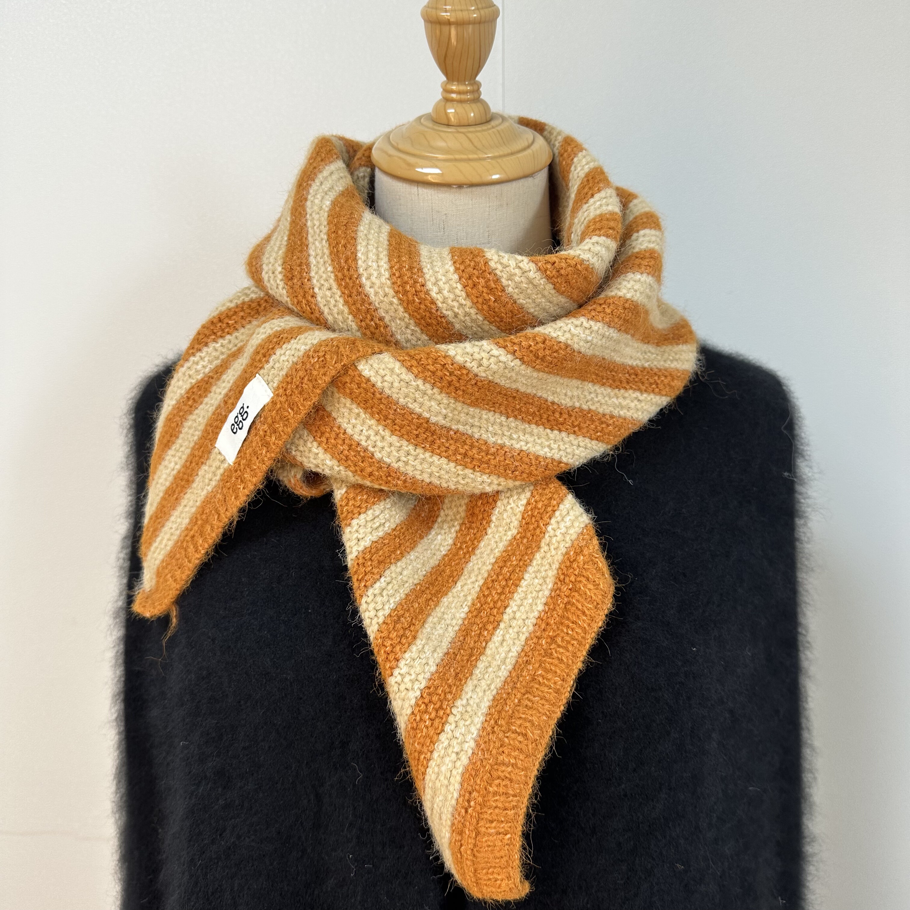 韩国单条纹针织围巾秋冬保暖百搭高级黑白羊毛混纺小领巾装饰披肩