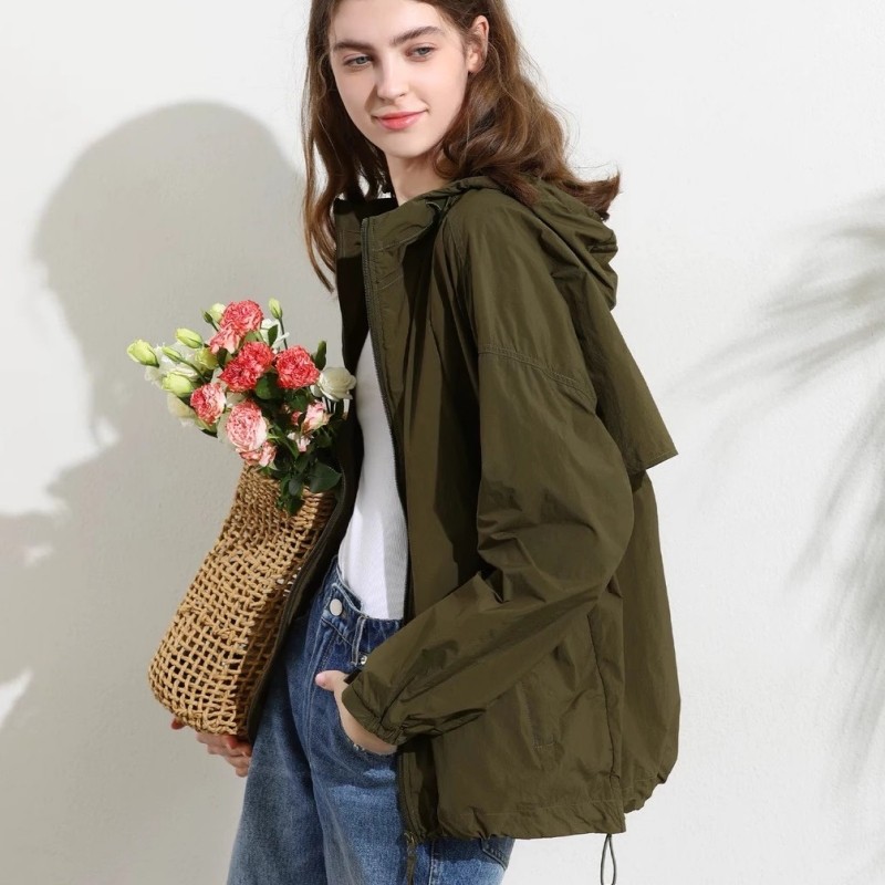 高端纯色简约百搭气质时尚高级休闲薄款连帽短风衣女外套工装夹克