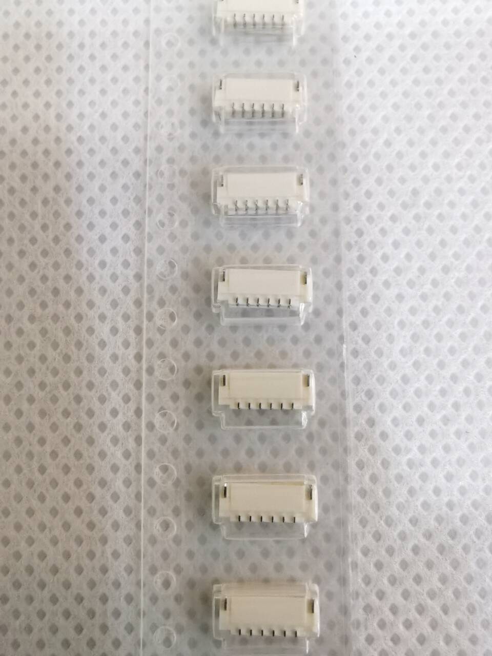 SM06B-SURS-TF(LF)(SN)  JST 0.8MM间距 6PIN 卧贴针座连接器
