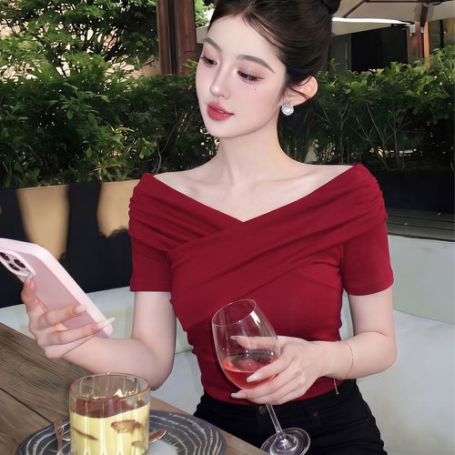 纯欲不对称露肩短袖T恤女高级感
