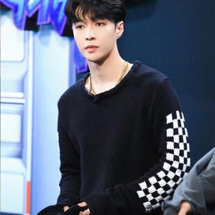 秋冬季套头圆领羊绒衫男纯羊绒黑白格子青少年羊毛衫韩版男士毛衣