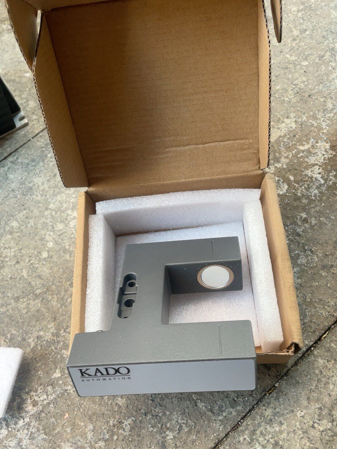 kado全新带包装要的议价议价出售