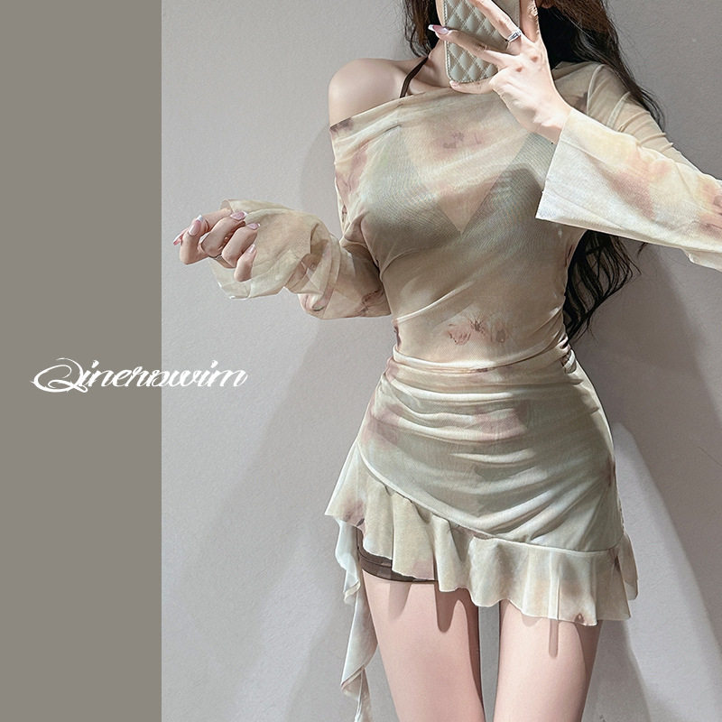 泳衣女高颜值一字肩分体三件套保守遮肉显瘦韩版ins显身材游泳装