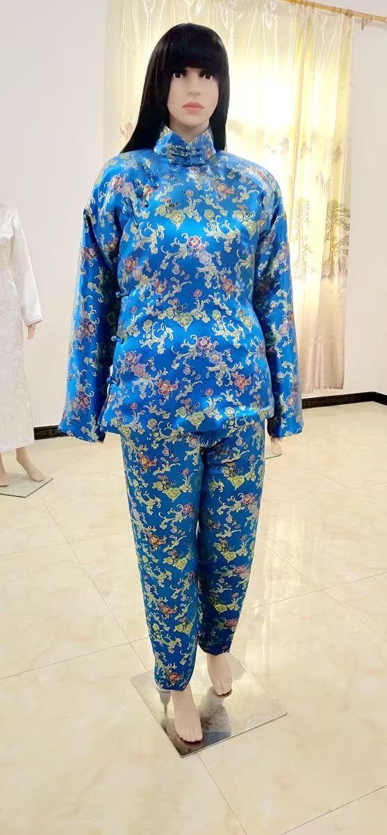 大红纯色幻彩亮丝镜面丝绸传统连袖古典镶宽边大襟厚棉袄棉裤定做