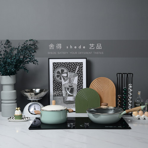 舍得艺品展厅橱柜陈列道具摆件