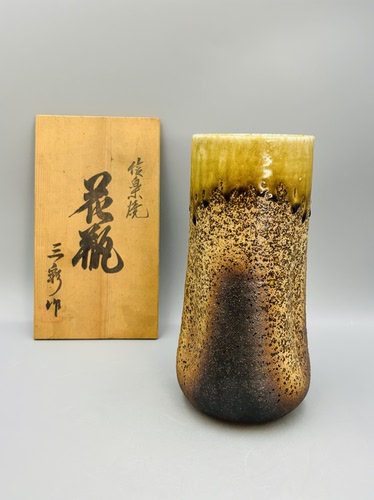 B323，日本回流信乐烧 三彩作窑变流釉直筒花入 粗陶异形花瓶带盒
