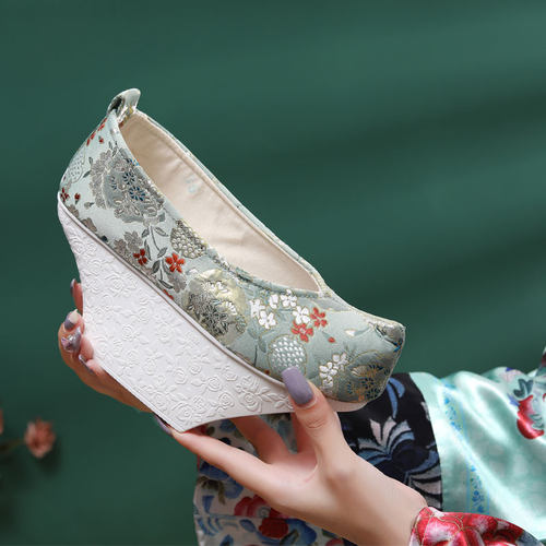 古装宫延花盆鞋拍摄贵妃清宫女鞋