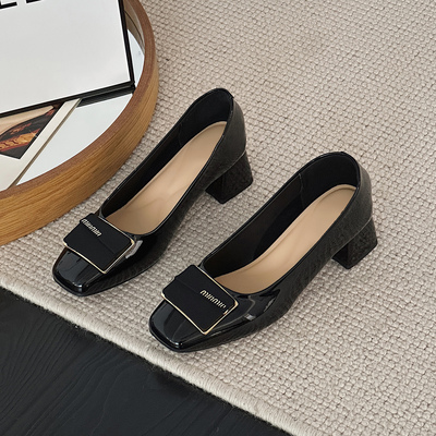 粗跟黑色单鞋方扣中跟5cm高跟鞋
