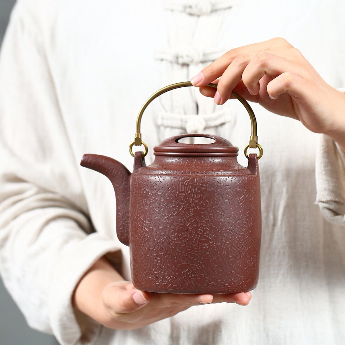 宜兴送礼紫砂壶纯手工大容量泡茶壶阳刻百福特大提梁洋桶壶1200ml