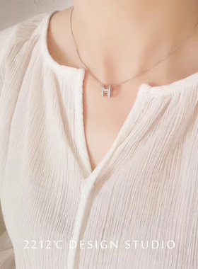 不褪色镶锆石满钻字母礼物吊坠