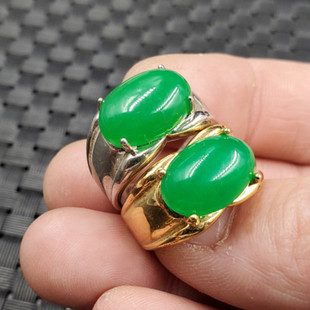 玉石戒指碧绿色马鞍戒指石英岩玉戒指绿色戒指饰品戒指玉戒指指环