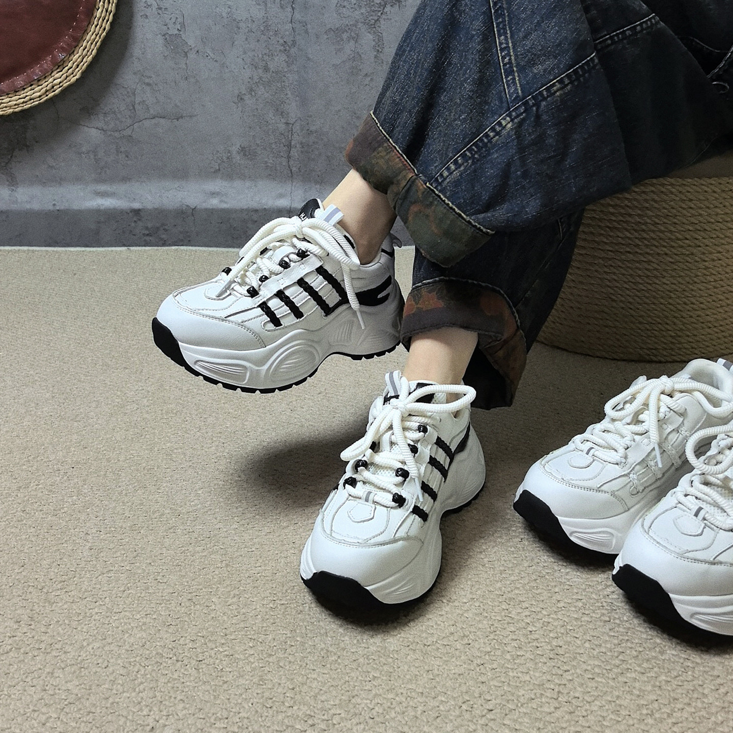 四月倾城真皮厚底运动休闲鞋女时尚拼色增高老爹鞋韩版百搭旅游鞋