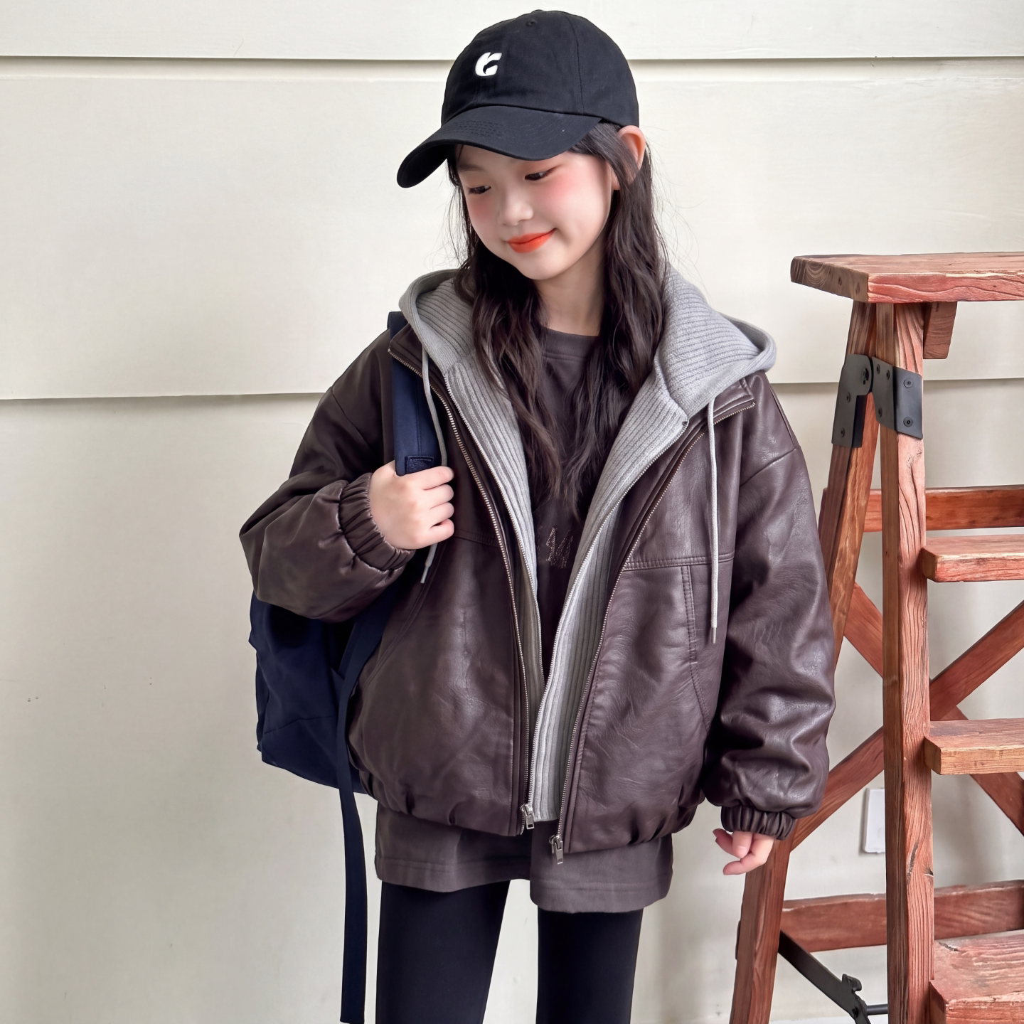 女童假两件皮衣连帽外套加绒秋冬