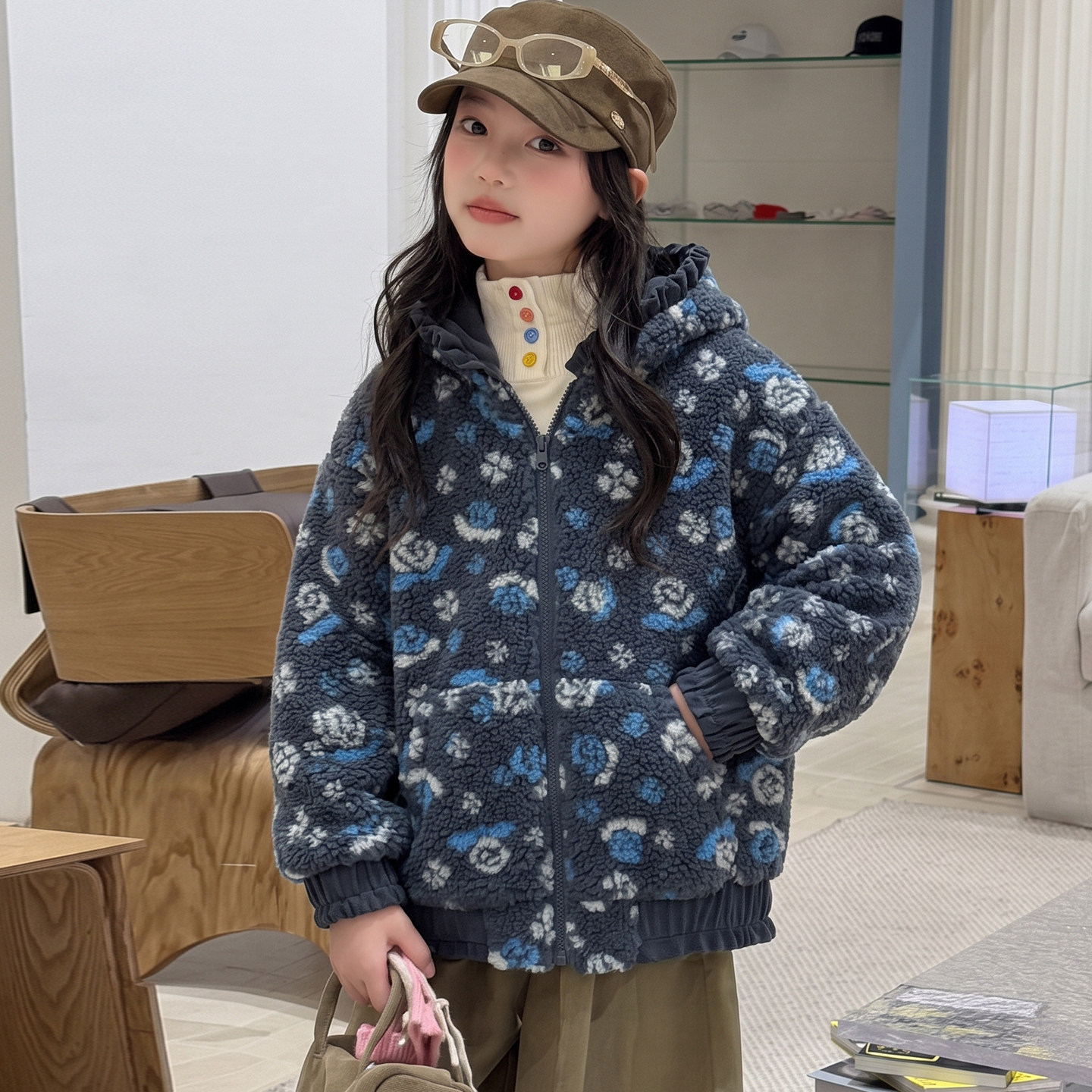 女童加绒外套秋冬2026新款中大童加厚连帽毛毛衣韩版保暖上衣洋气