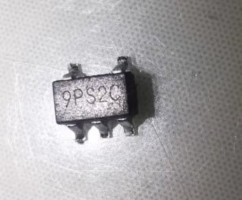 9PS2C 9PS** XC6228D332VR-G 汽车电脑板电源线性稳压IC芯片5脚管