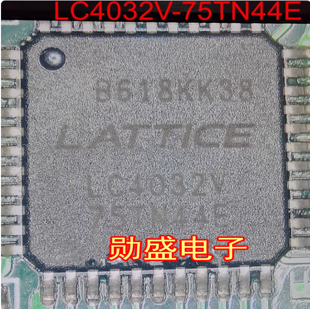LC4032V-75TN44E 3.3V/2.5V/1.8V内系统可编程的超快速高密度PLD