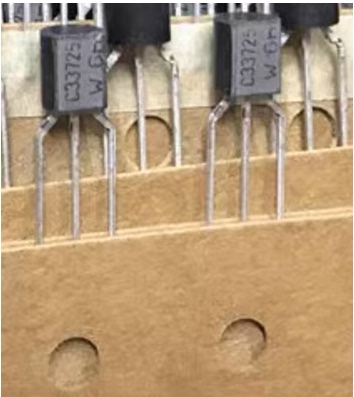 BC337-25 TO92 三极管 BC327-25 TO92 45V 0.8A C33725 晶体管