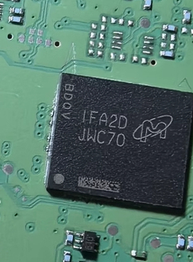 JWC70 MTFC16GAPALBH-AIT 汽车电脑板BGA内存芯片