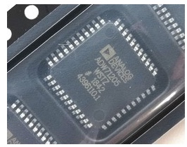 ADW71205WSTZ 数据采集 QFP-44模数转换器IC芯片