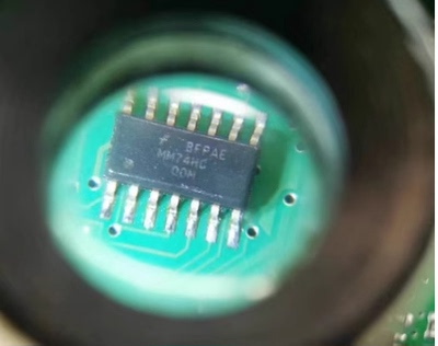 MM74HC00M 汽车电脑板逻辑芯片 全新