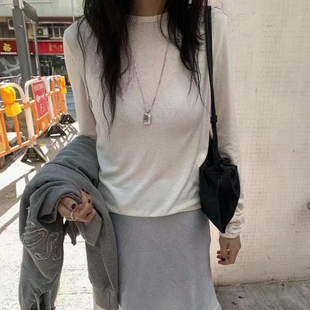 现韩国东大门代购underson2026春季简约圆领纯色打底衫长袖T恤女