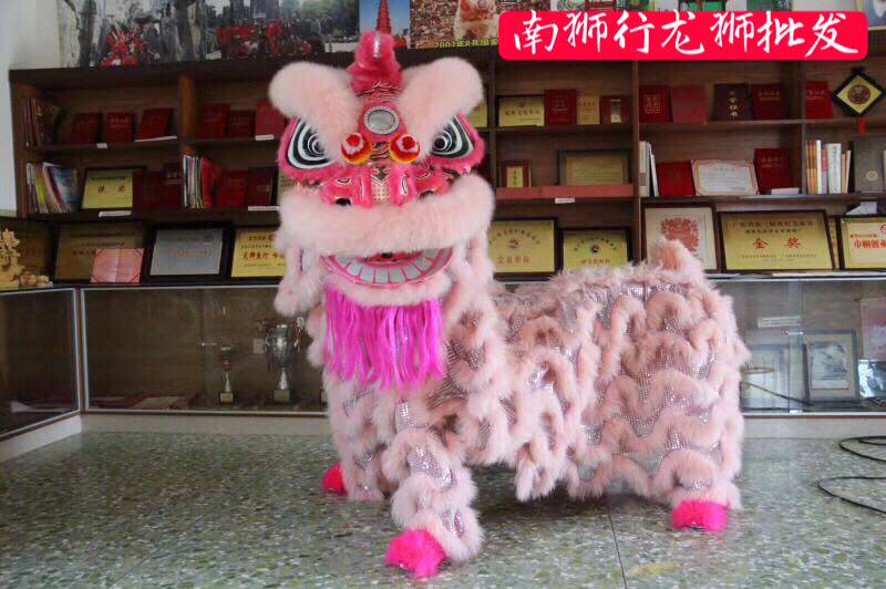 南狮行 可爱baby粉狮子 婚纱摄影 南狮 艺术照 平面摆设 喜庆醒狮