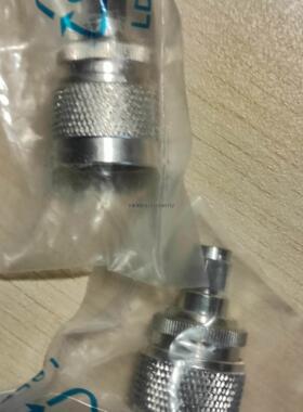 询价RF射频同轴连接器接头AMPHENOL原厂原装现货242114RP祇有2个