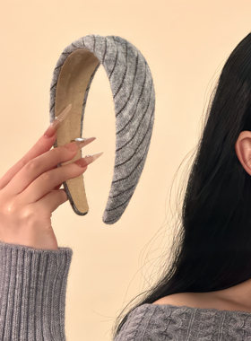 HEY TAO秋冬氛围感灰色植绒头箍发饰女款百搭气质高颅顶发箍头饰