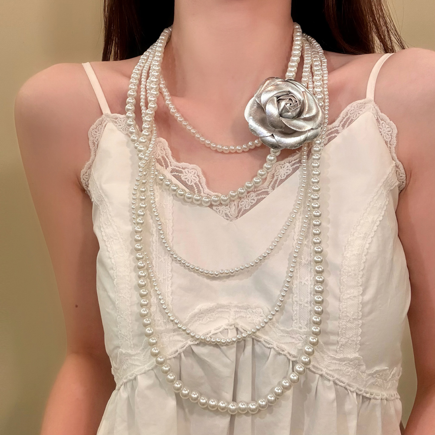 HEY TAO秋冬复古多层珍珠花朵叠戴项链女优雅气质长款毛衣链配饰