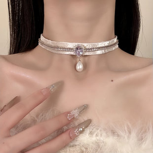 HEY TAO绝美精致闪钻丝绒choker珍珠吊坠项链轻奢高级感颈链配饰