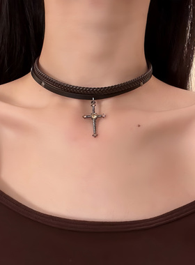 HEY TAO复古双层皮质choker十字架吊坠项链女个性辣妹项圈脖颈链