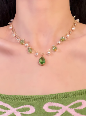 HEY TAO复古绿色宝石吊坠项链女春夏小清新气质颈链高级感锁骨链