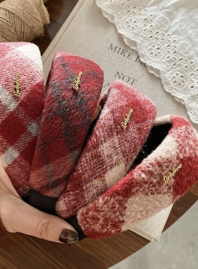 秋冬新款气质红格纹毛呢发箍圣诞新年氛围感红宽边头箍高颅顶发饰