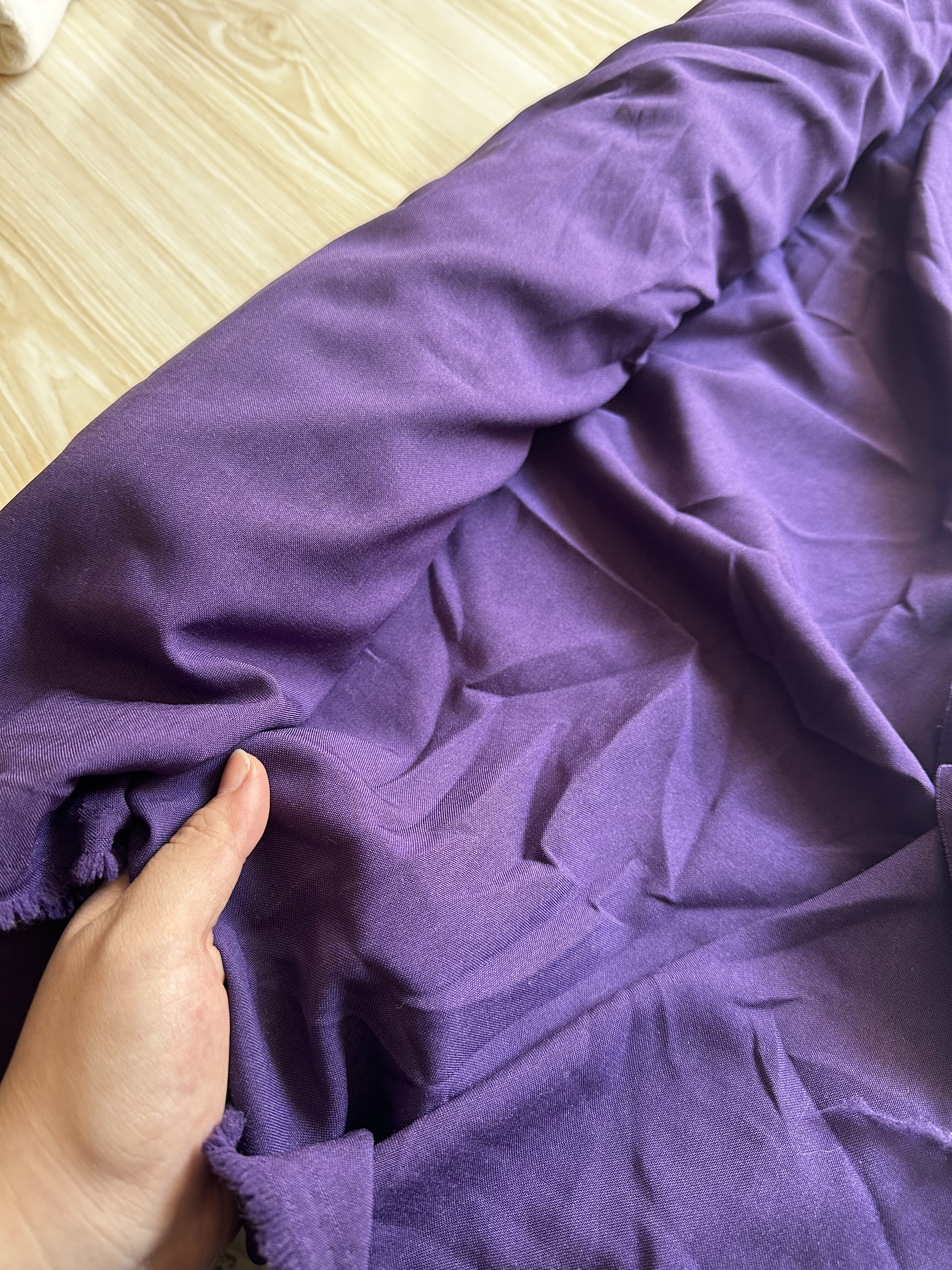 2米 紫罗兰色 聚酯纤维 时装布料 面料（宽1.45米左右）