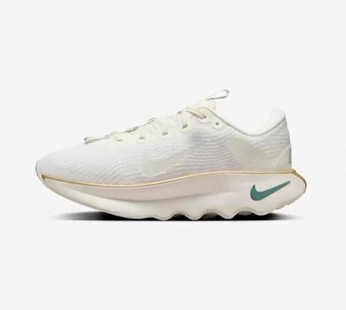 Nike耐克女子健步训练鞋跑步鞋