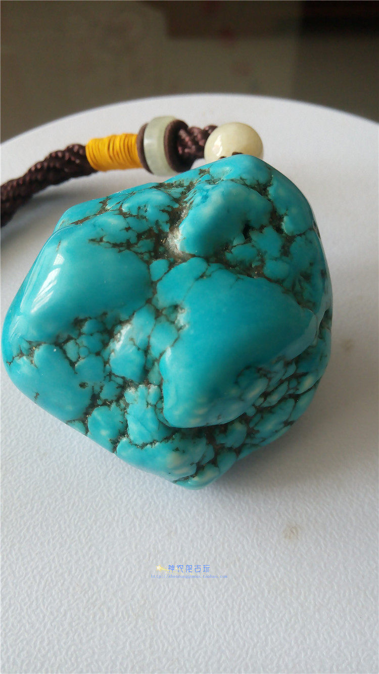 HUBEI NATURAL ORE HIGH BLUE PORCELAIN PINE ROUGH STONE THE SHAPE OF TURQUOISE HANDLE PENDANT WAIST HANGING HAND PLAY STONE