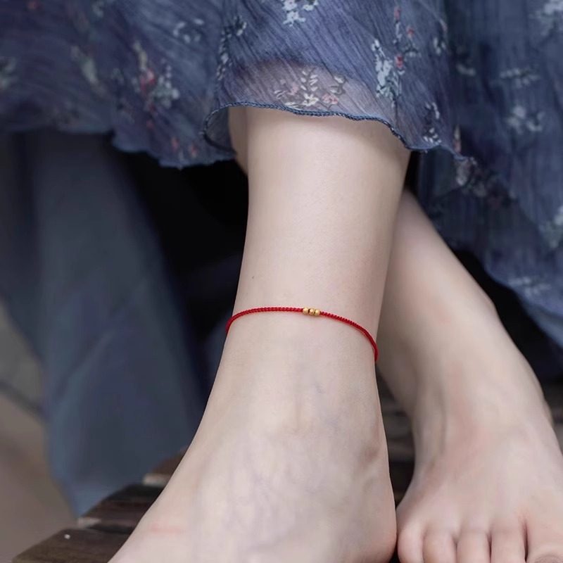 超细红绳脚链女2026年新款潮沙金转运珠本命年平安脚绳手工编织绳
