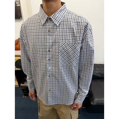 知识分子蓝格子衬衫男女