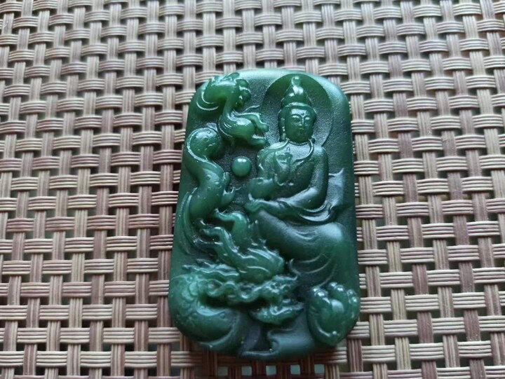 泰山玉降龙观音吊坠 天然泰山碧玉观音龙挂件玉坠