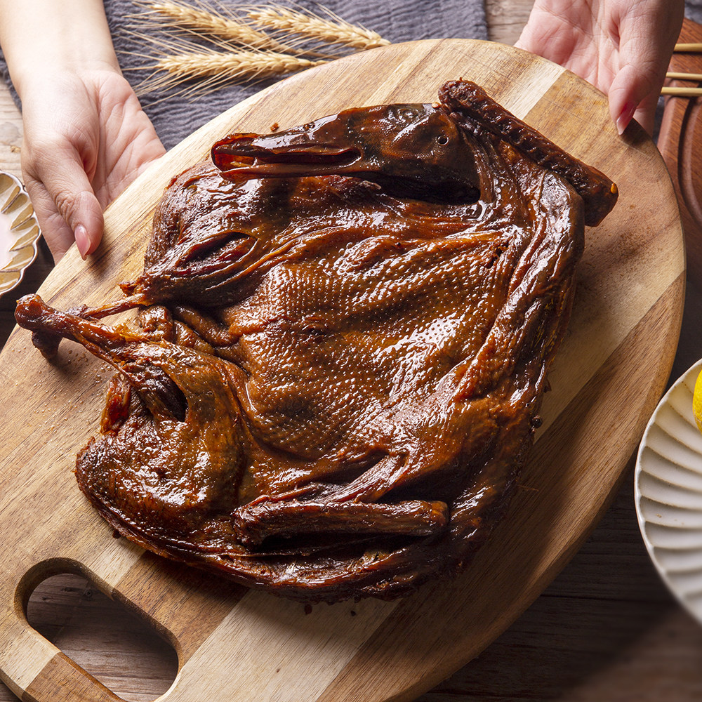 湖南醴陵特产酱板鸭风干鸭香辣熟食开袋即食手撕鸭下饭菜鸭肉零食