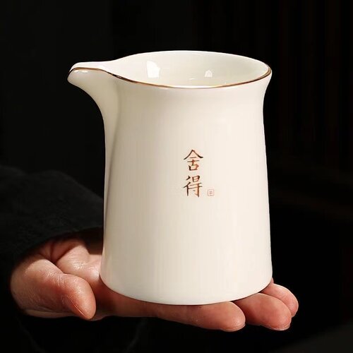 羊脂玉公道杯家用德化白瓷分茶器