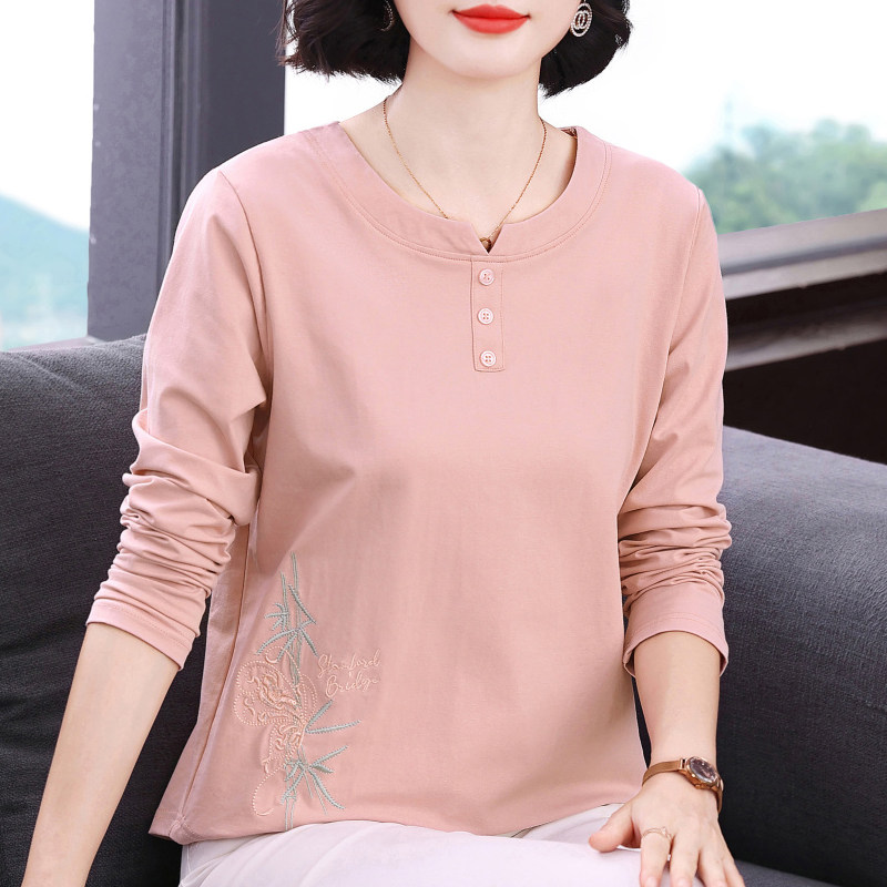 中年长袖t恤女 2026春秋季新款中老年女装妈妈休闲减龄上衣打底衫