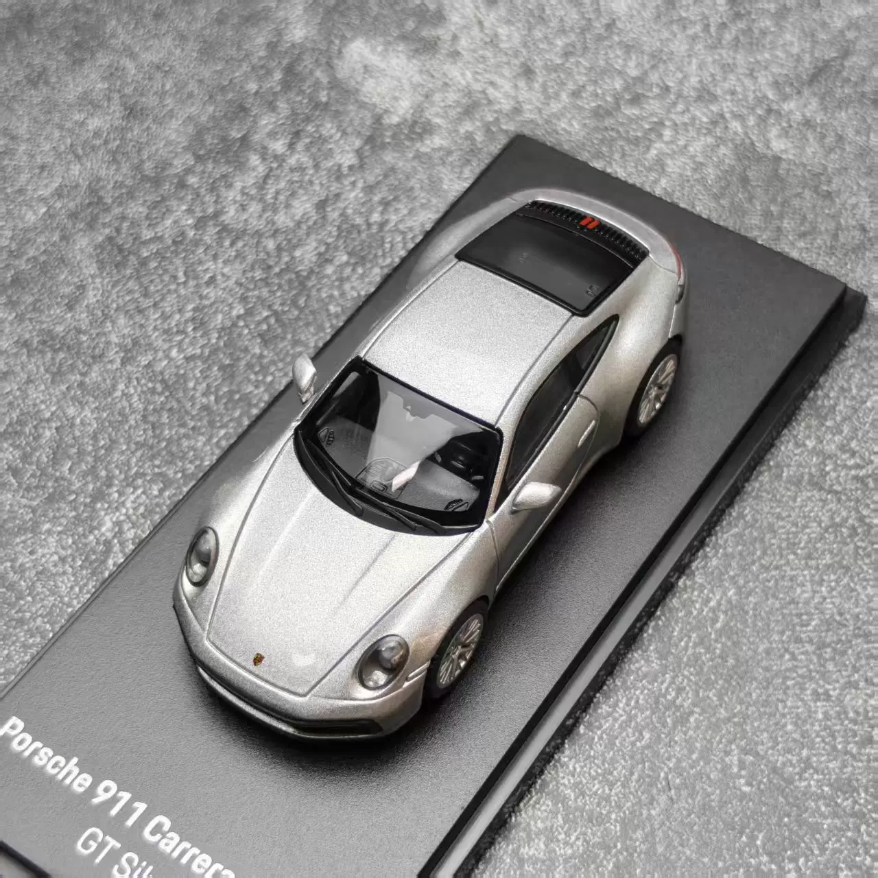 保时捷911992Carrera164车模