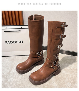 2025春夏新款 饰长筒骑士女靴 街头百搭粗跟棕色马丁靴女金属扣子装