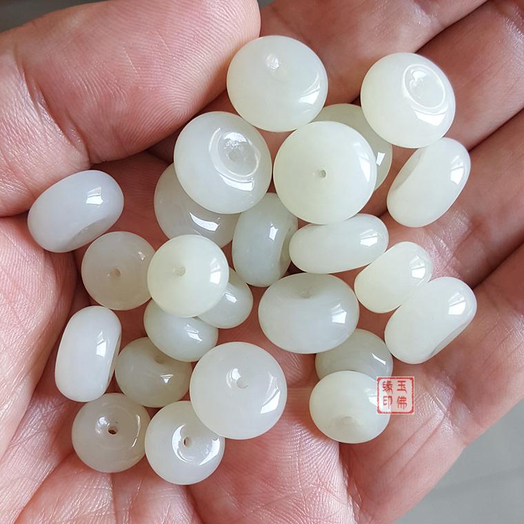 Natural Hetian jade small safety buckle bracelet jade button white jade baby knitting beads loose beads abacus beads children children