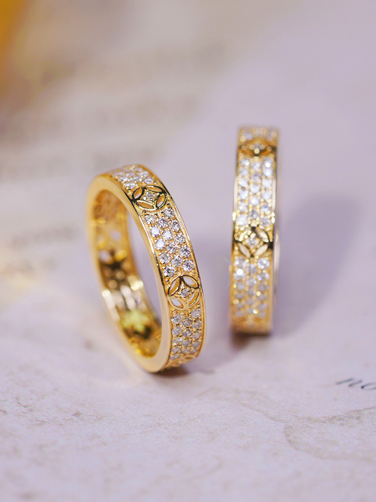 18K黄金满天星钻石戒指女戒婚戒