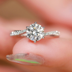 18K白金GIA70分群镶钻石戒指 50分1克拉钻戒女戒订婚结婚戒指环